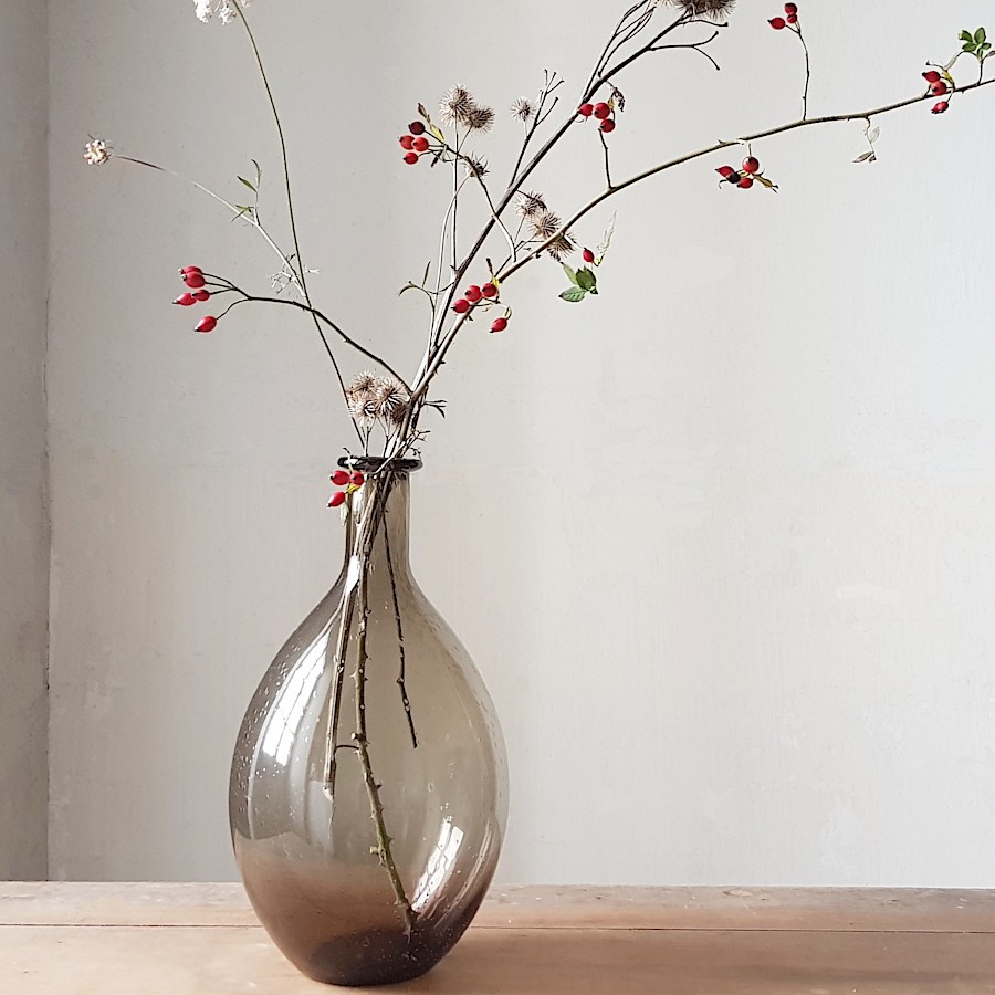 Vase bulle en verre teinté H34.5  | Deco-Delight.com