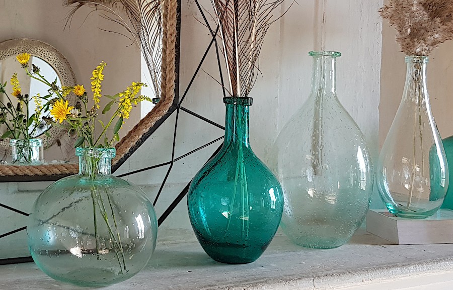 Vase bulle en verre teinté H18.5 | Deco-Delight.com Vase bulle en verre teinté H18.5 | Deco-Delight.com