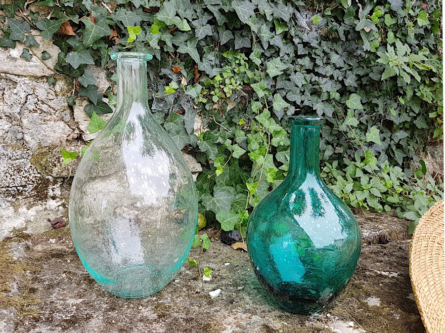 Vase bulle en verre teinté H34.5 | Deco-Delight.com Vase bulle en verre teinté H34.5 | Deco-Delight.com