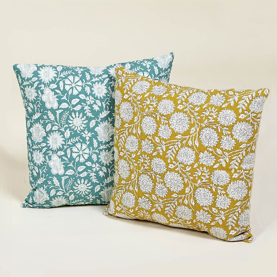 Coussin rectangulaire imprimé fleuri 45x34 cm | Deco-Delight.com