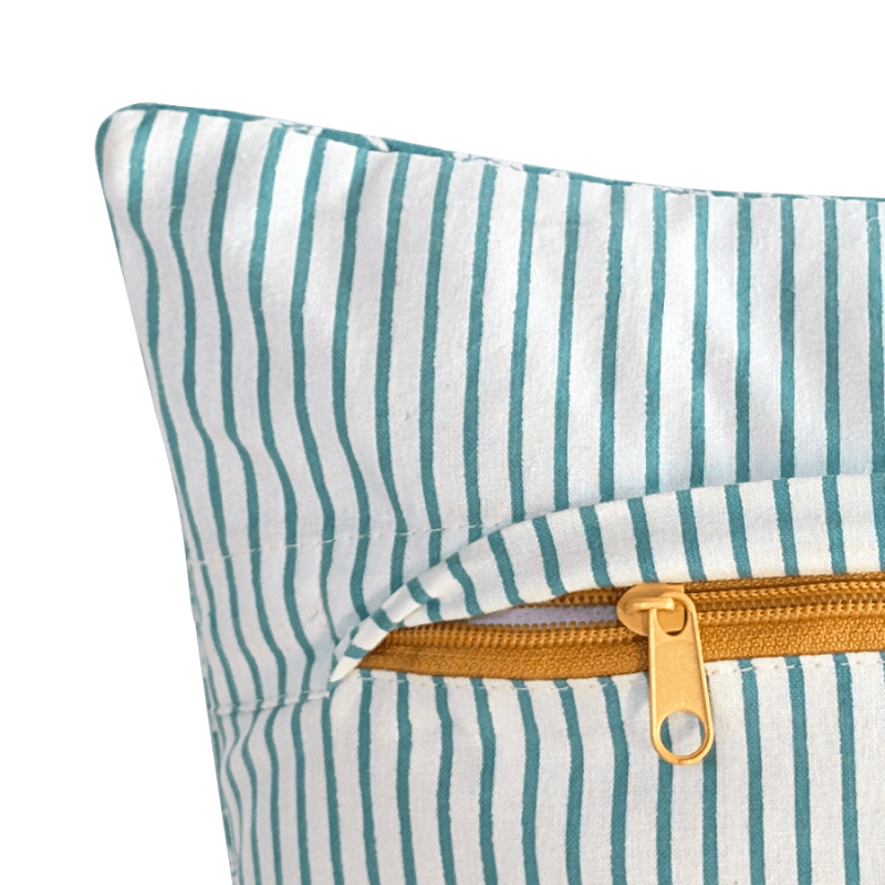 Coussin rectangulaire imprimé fleuri 45x34 cm | Deco-Delight.com