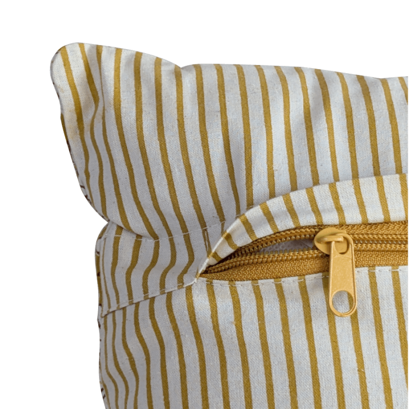 Coussin rectangulaire imprimé fleuri 45x34 cm | Deco-Delight.com