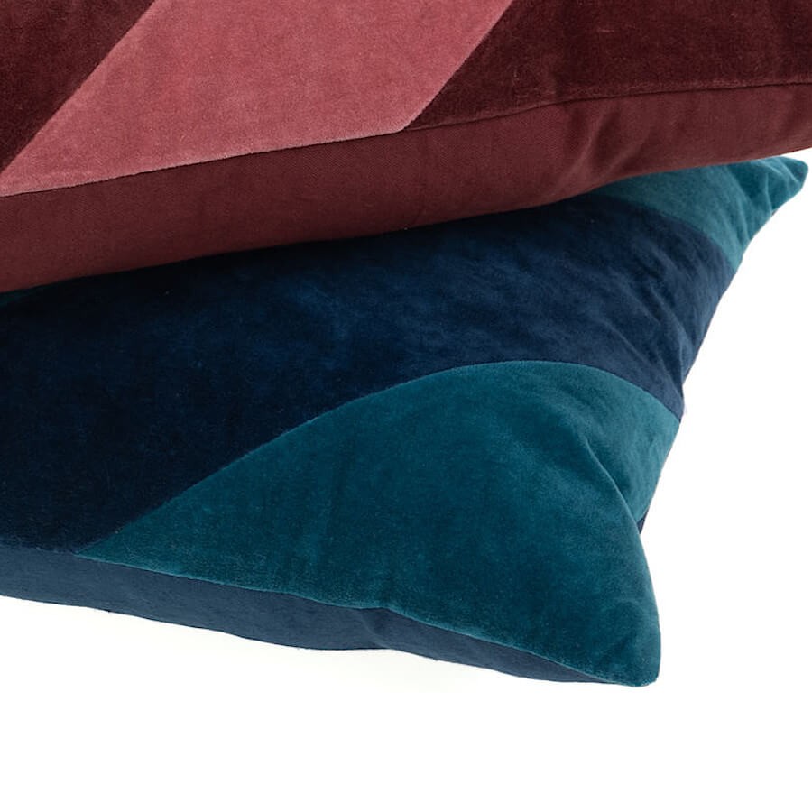 Coussin en velours 40x60 cm à bandes bleues | Deco-Delight.com