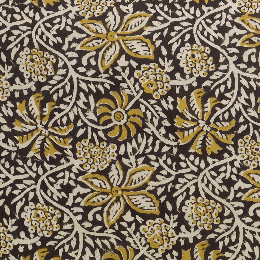 Coussin 50x50 cm - Imprimé Floral à Volant | Deco-Delight.com