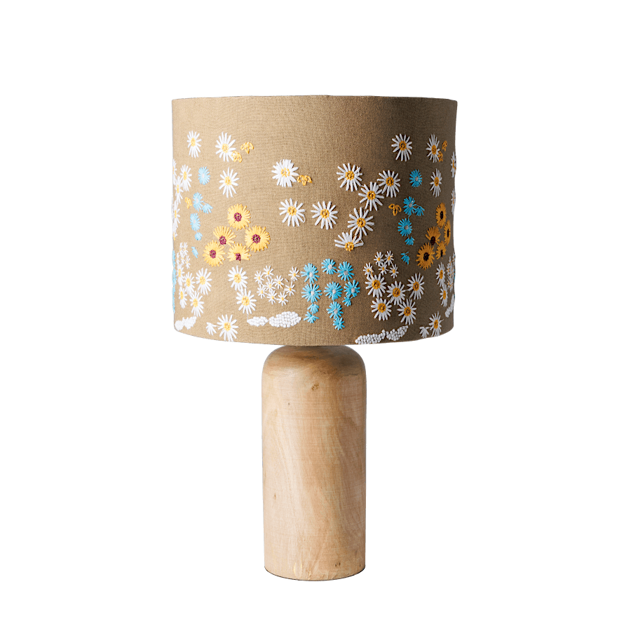 Lampe en manguier et abat-jour brodé fleuri H44 cm