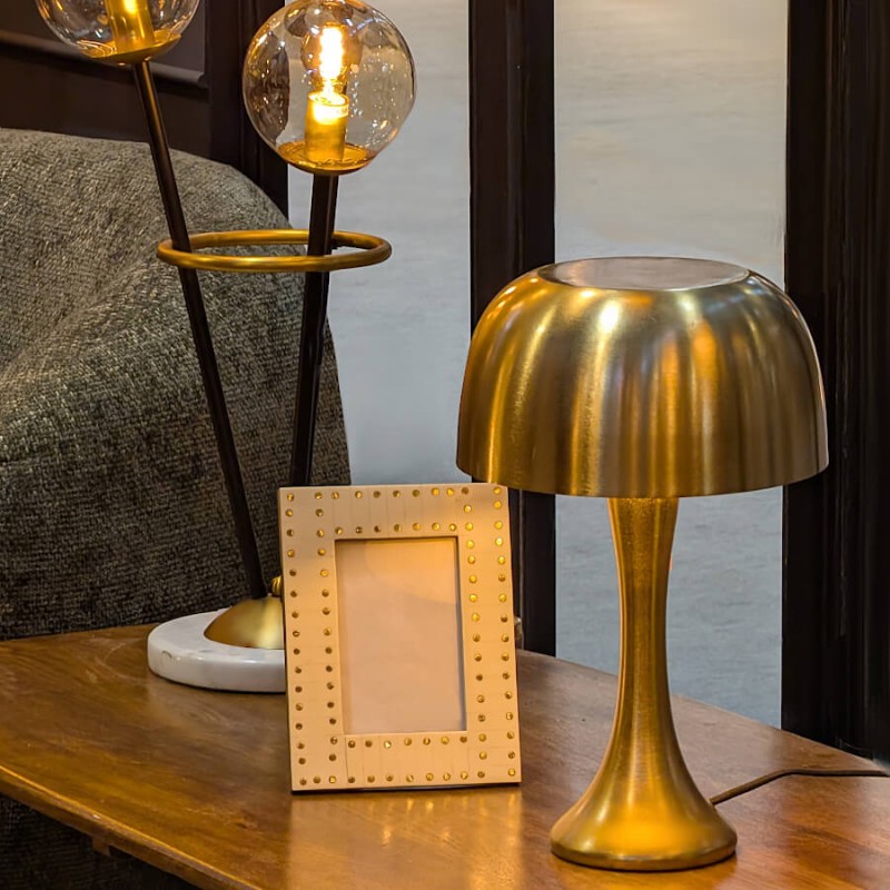 Lampe champignon en métal doré H42 cm Design rétro chic