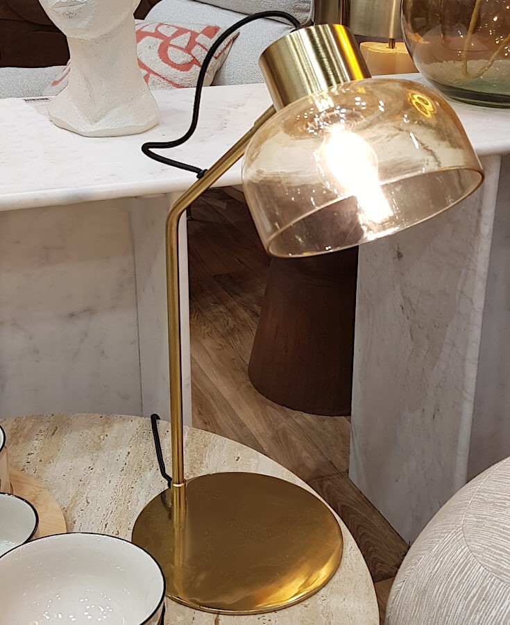 Lampe de bureau métal doré et verre ambré H54 cm