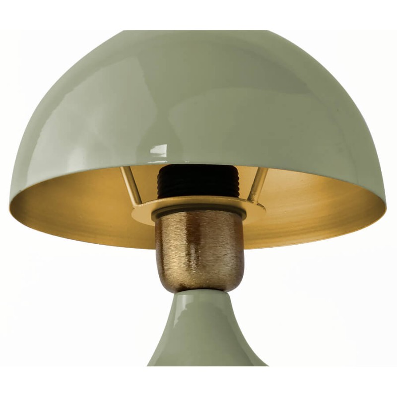 Intérieur de l'abat-jour en métal et finition doré brossé du support.