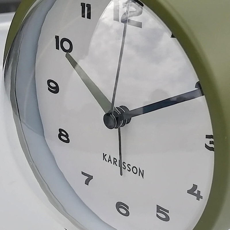 Réveil-matin métal vert olive H14 cm