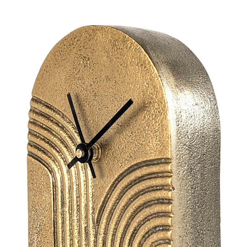 Horloge à poser en métal doré patiné H20 cm