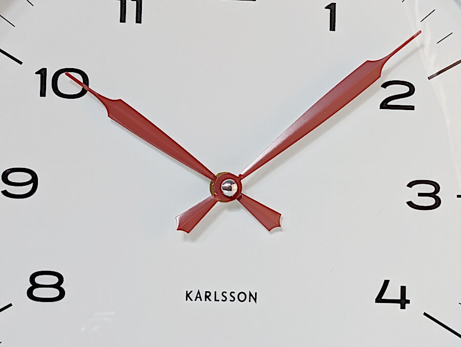 Horloge murale noir blanc rouge D30 cm