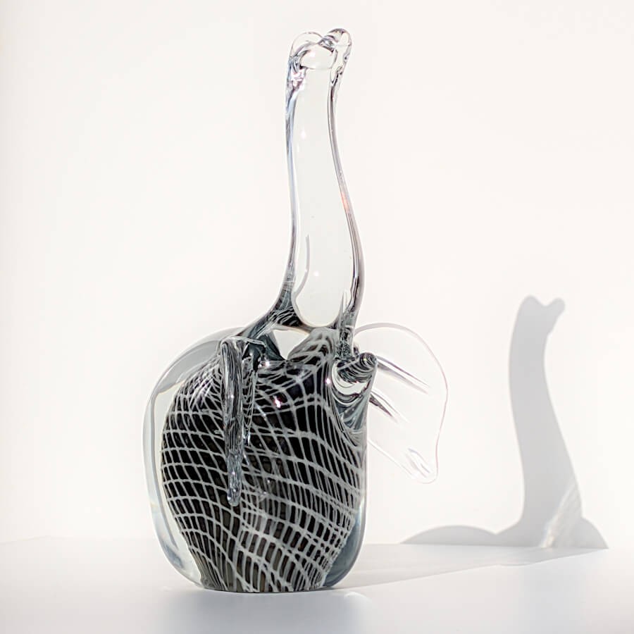 Statuette sulfure Éléphant en verre - 21 cm | Deco-Delight.com