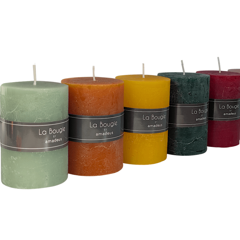 Bougie pilier Vert lichen H10 cm 48 heures | Deco-Delight.com