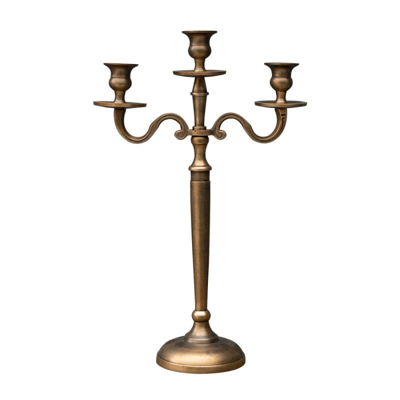 Chandelier doré majestueux pour bougies chandelles.