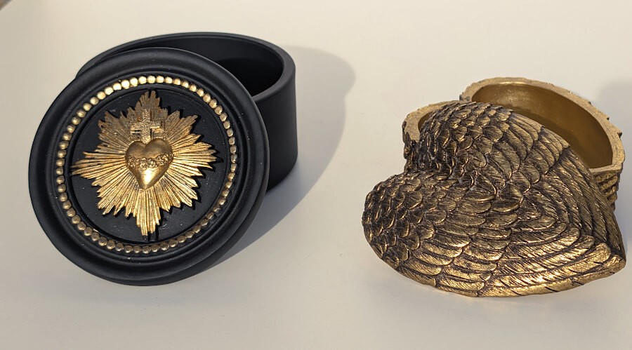 Boîte Ex-voto décorative - Sacré-Cœur Noir et Or | Deco-Delight.com