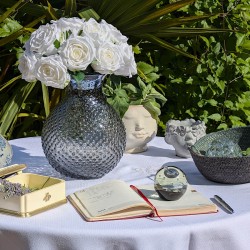 Bouquet de roses artificielles Blanc pur H30 cm | Deco-Delight.com