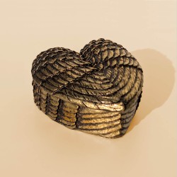 Boîte Cœur Ailé en résine Doré antique | Deco-Delight.com
