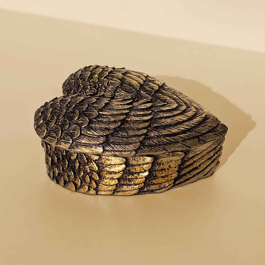 Boîte Cœur Ailé en résine Doré antique | Deco-Delight.com