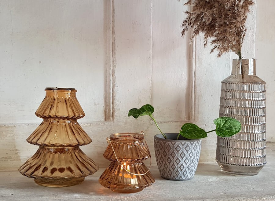 Photophore Sapin en verre topaze anse dorée H10 cm | Deco-Delight.com