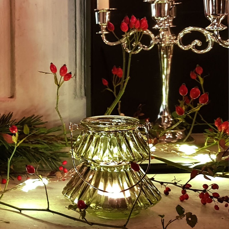 Photophore Sapin en verre vert anse dorée H10 cm | Deco-Delight.com