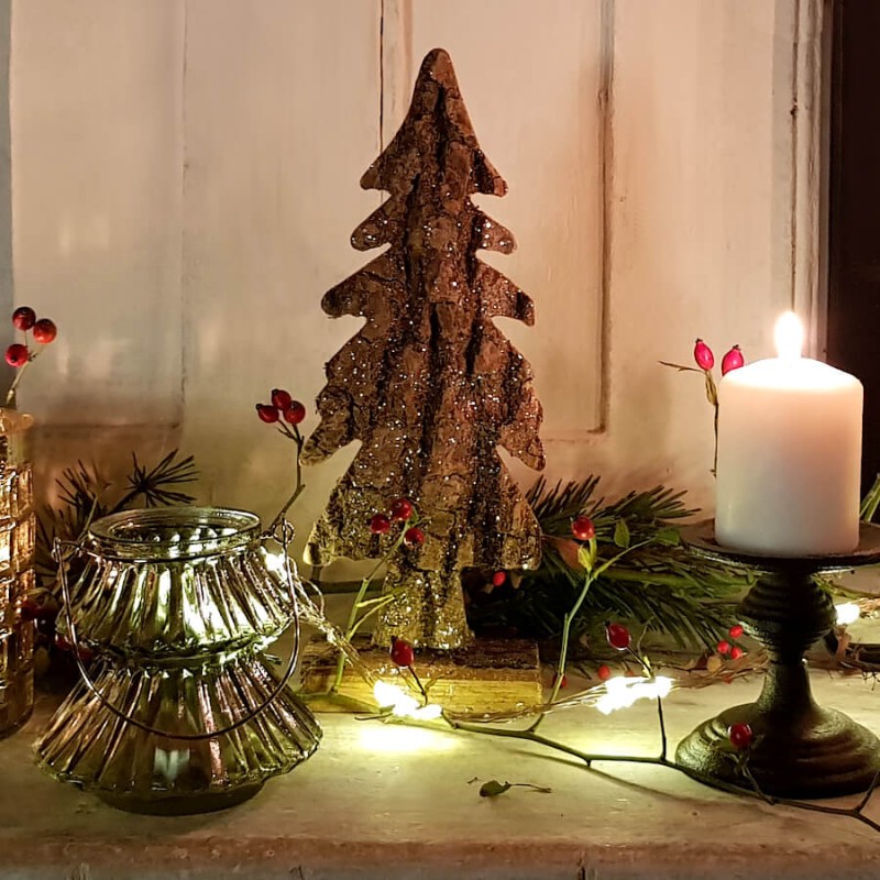 Photophore Sapin en verre vert anse dorée H10 cm | Deco-Delight.com