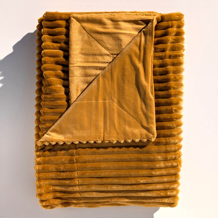 Plaid côtelé 130x170 cm couleur Camel | Deco-Delight.com