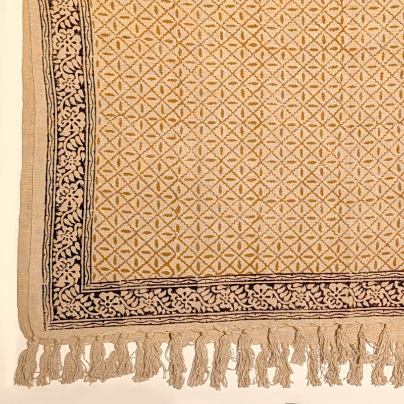 Plaid batik sable & liseré noir 130×160 cm | Deco-Delight.com