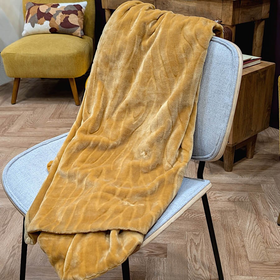 Plaid Doux 130x170 cm Ocre Doré | Deco-Delight.com
