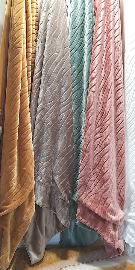 Plaid Doux 130x170 cm Vert amande | Deco-Delight.com