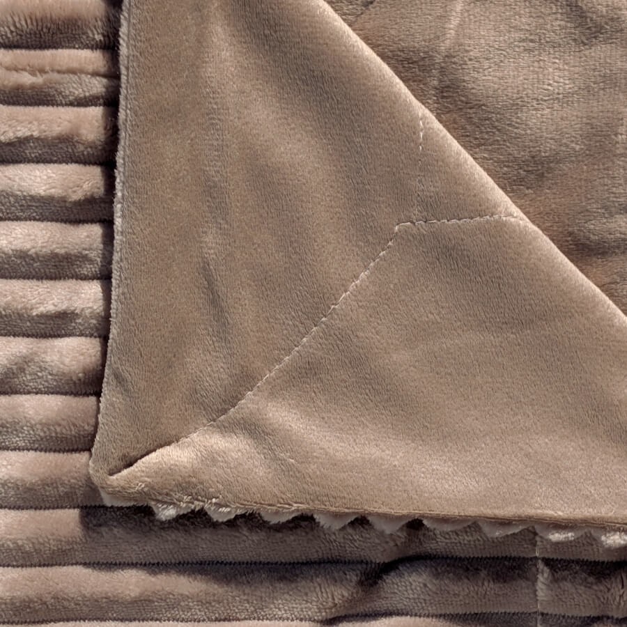 Plaid côtelé 130x170 cm couleur Taupe | Deco-Delight.com