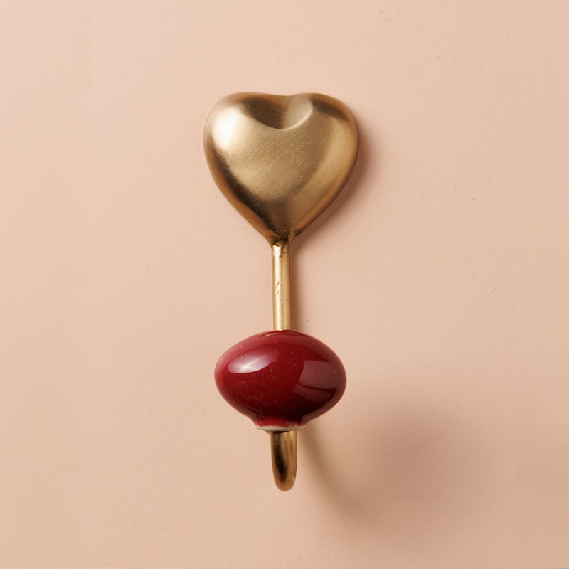 Crochet Cœur en laiton doré & céramique rouge H9 cm | Deco-Delight.com