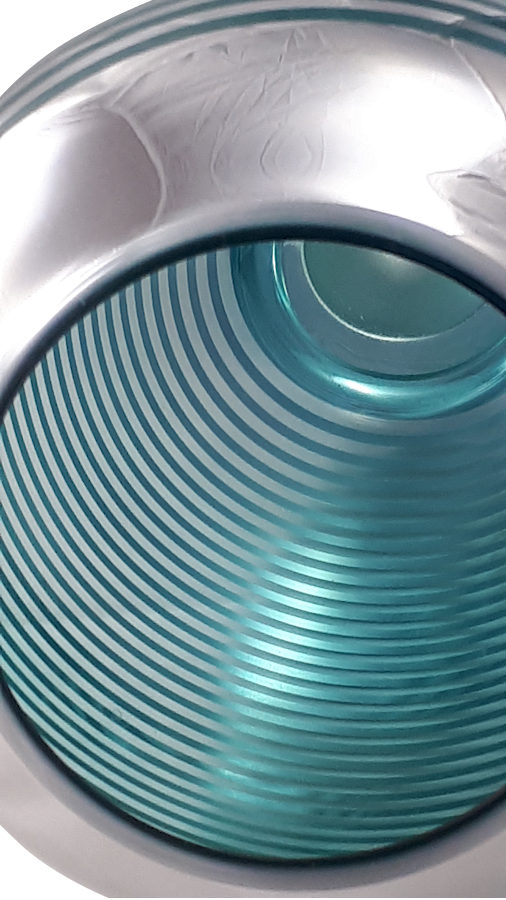 Vase lignes turquoises et argentées | Deco-Delight.com Vase lignes turquoises et argentées | Deco-Delight.com