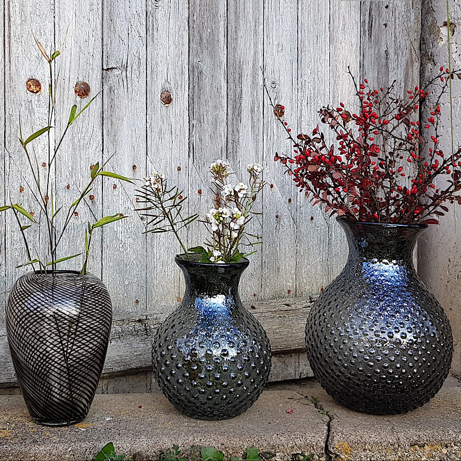 Vase en verre à croisillons noirs H19 cm | Deco-Delight.com