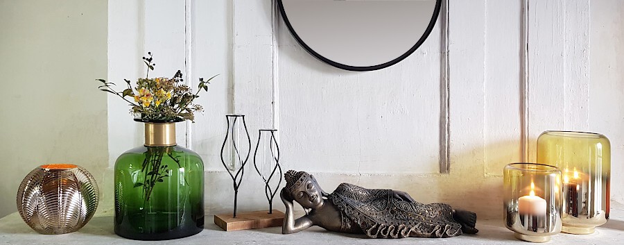 Vase bouteille vert col laiton doré | Deco-Delight.com