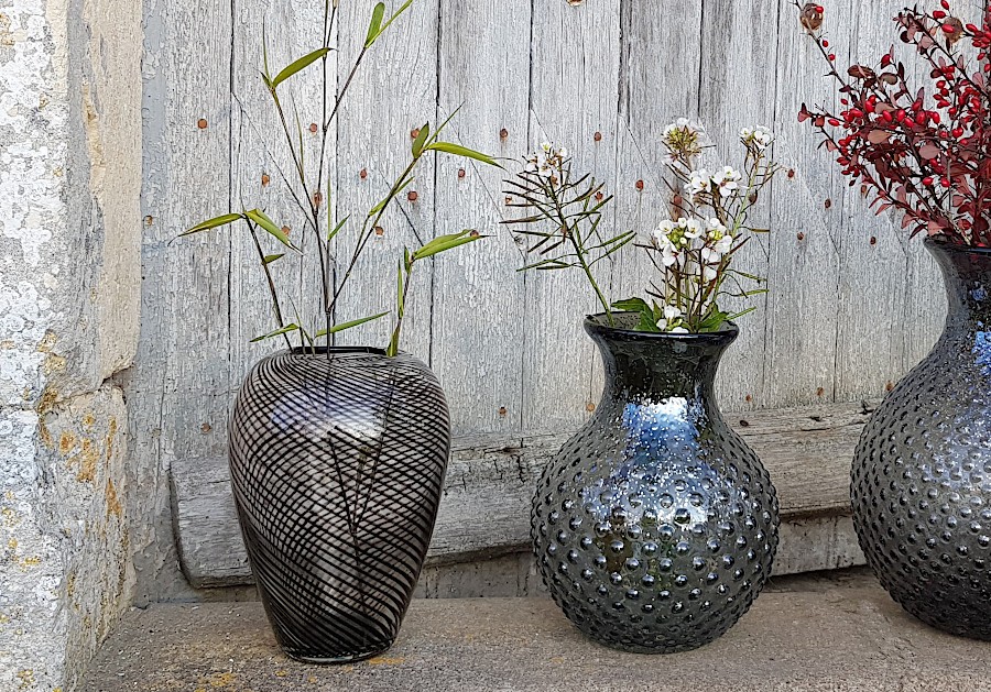 Vase en verre à croisillons noirs  | Deco-Delight.com