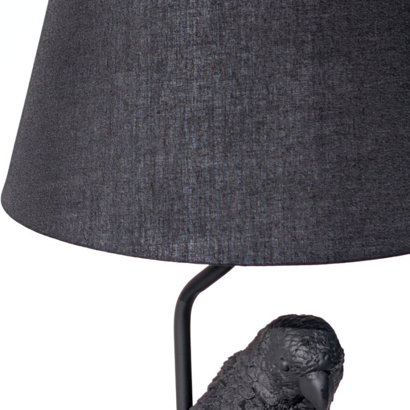 Détail de la texture du coton de l'abat-jour noir.