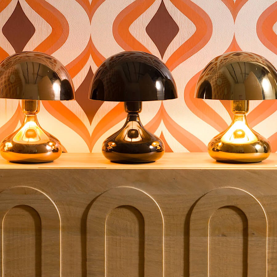 Association de couleurs : déclinaisons cuivre, noire et cuivre de la gamme Champignon.