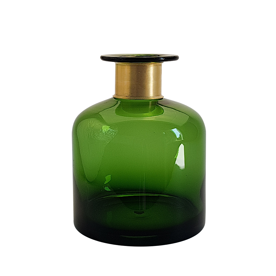 Vase bouteille vert col laiton doré  | Deco-Delight.com