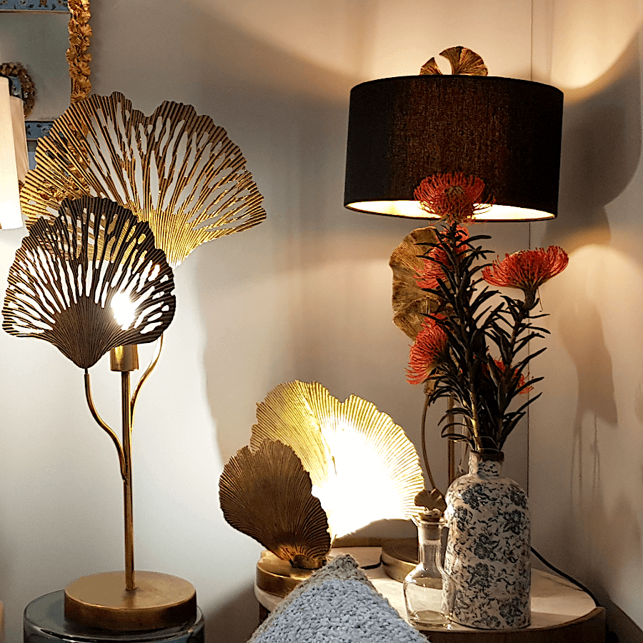 Exemple d'association avec le grand modèle "Feuilles de Gingko" de taille 75 cm de la collection Deco-Delight.