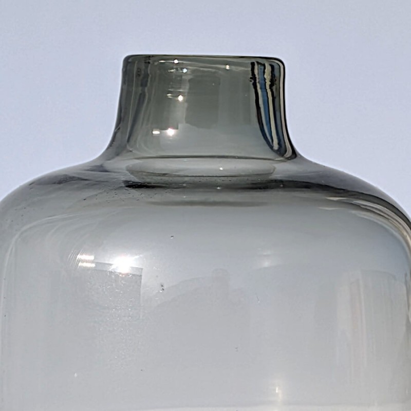 Vase en Verre Rose ou Gris épuré Saturne H18 cm | Deco-Delight