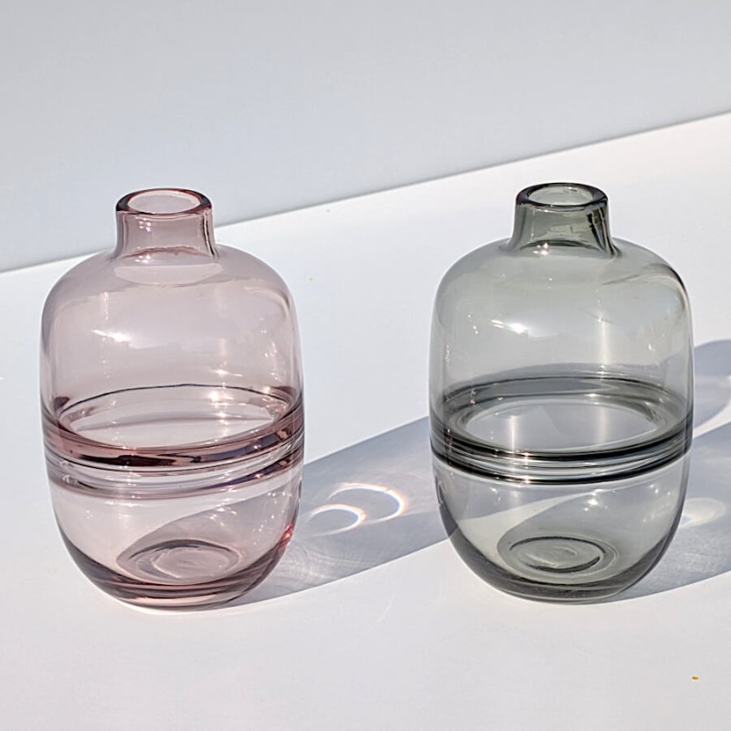 Vase en Verre Rose ou Gris épuré Saturne H18 cm | Deco-Delight