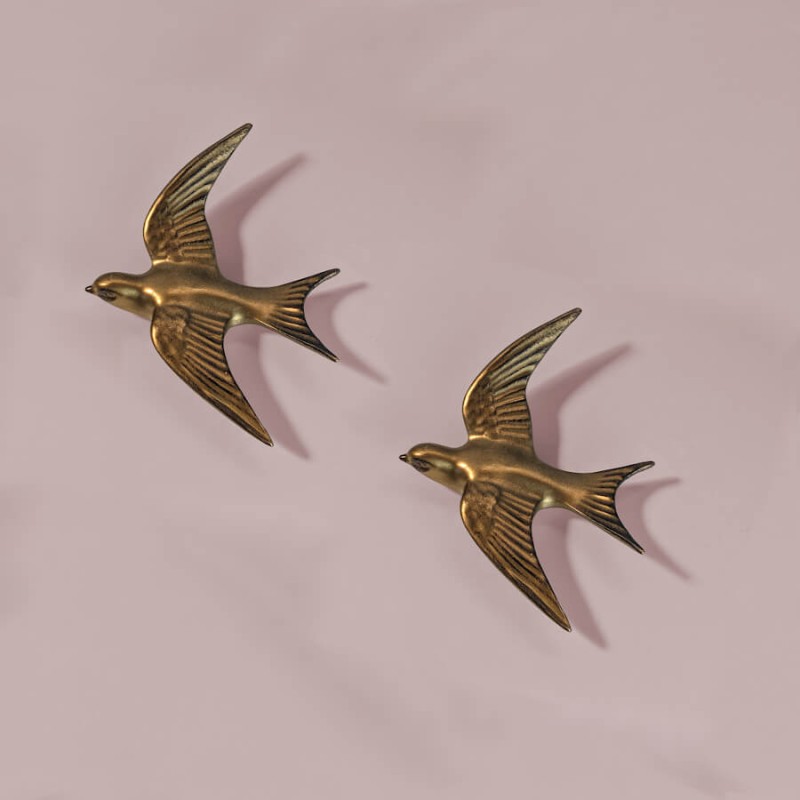 Exemple de composition avec deux hirondelles pour un effet d'envol.