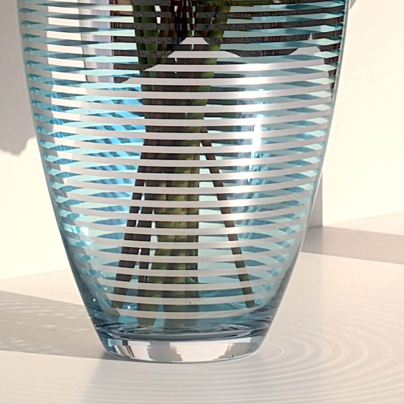 Vase lignes turquoises et argentées  | Deco-Delight.com