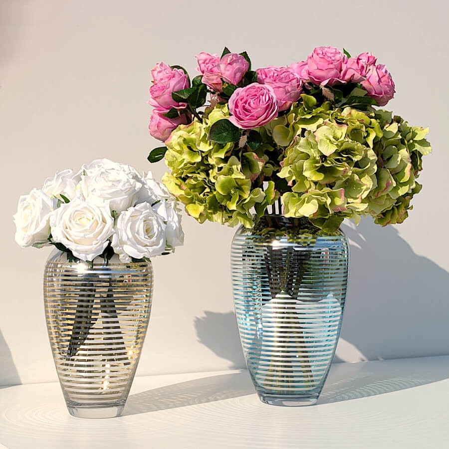 Vase lignes argentées et dorées en verre  | Deco-Delight.com