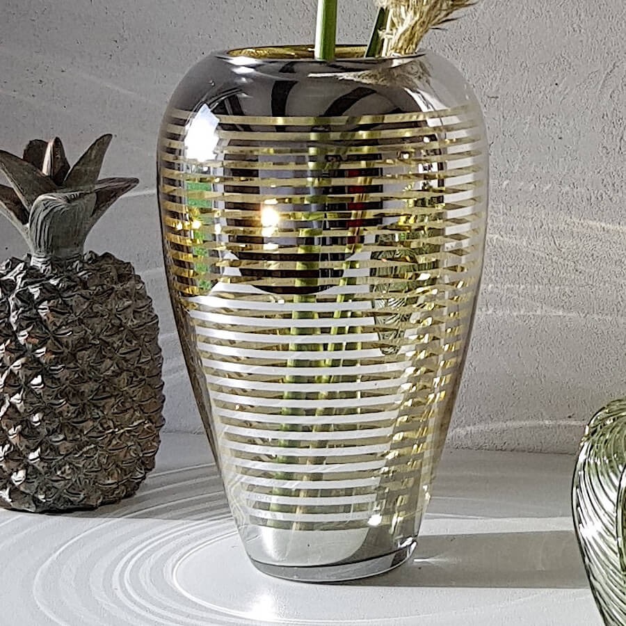 Vase lignes argentées et dorées en verre  | Deco-Delight.com