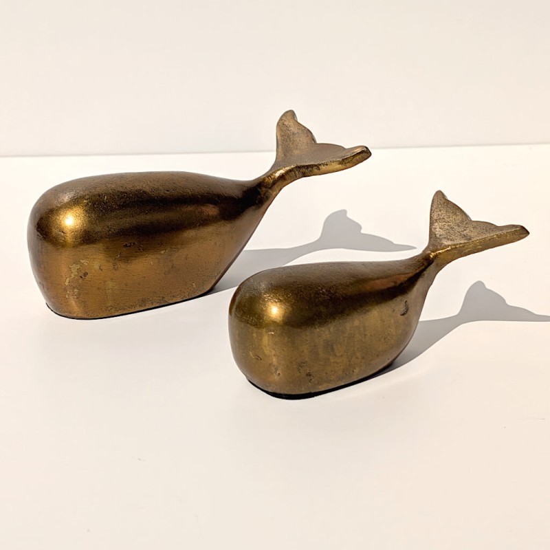 statuette-baleine-dore-patine-h8-metal-style-minimaliste