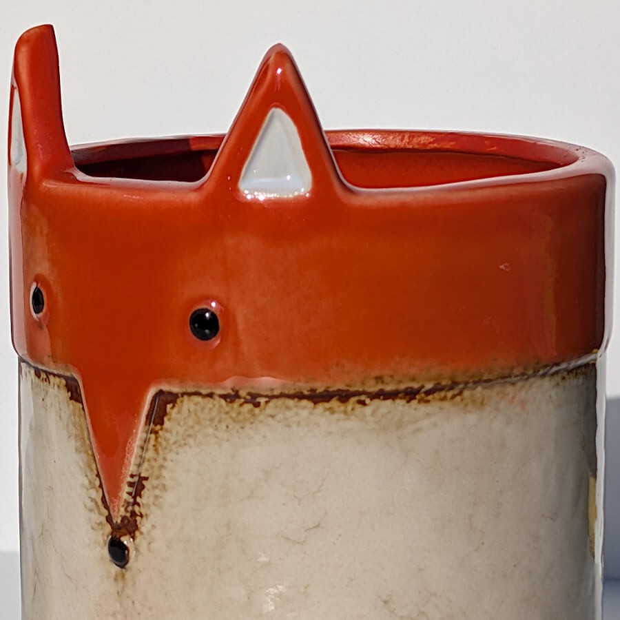 Cache-pot-tete-renard-pieds-h21-ocre-beige