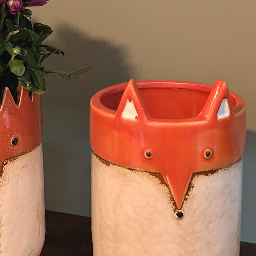 Cache-pot-tete-renard-pieds-h21-ocre-beige