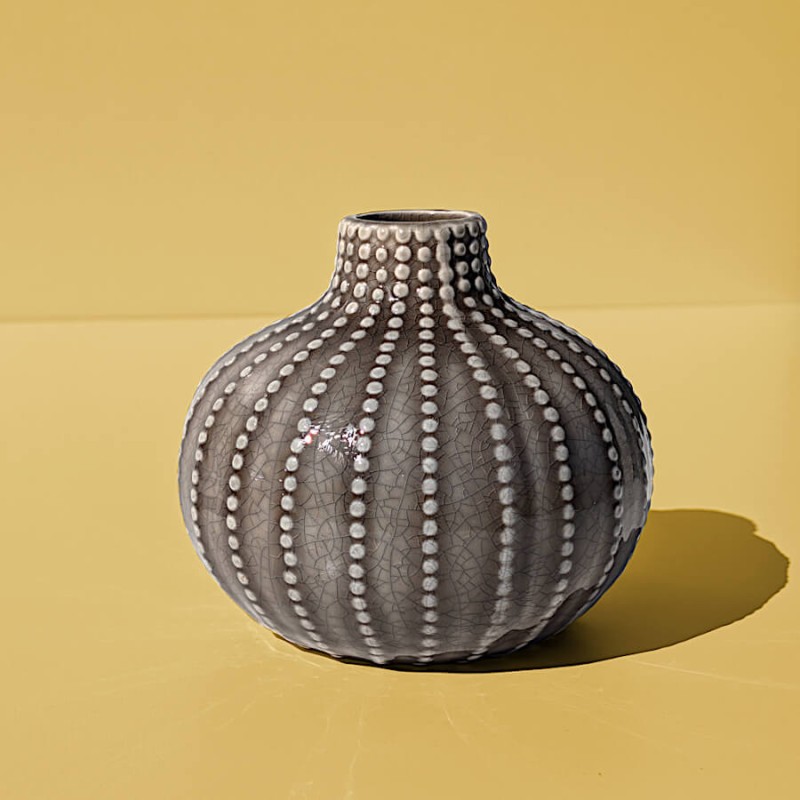 Vase boule oursin en céramique H12 cm | Deco-Delight.com