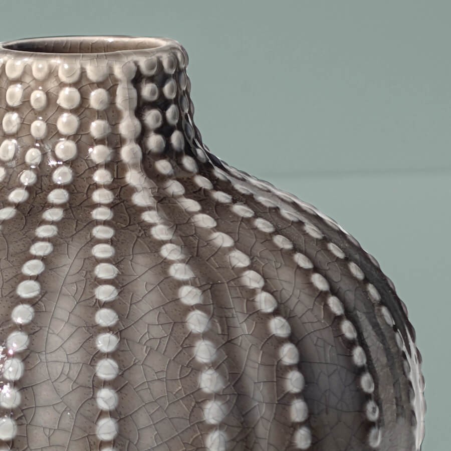 Vase boule oursin en céramique H12 cm | Deco-Delight.com